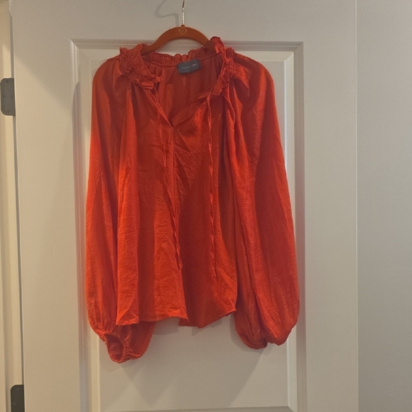 Elegant Scarlet Blouse with Ruffle Detail - Picture 1 of 1
